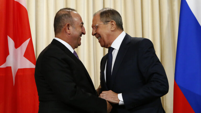 Российское влияние в Армении снижает не посольство Канады, а союз России с Турцией