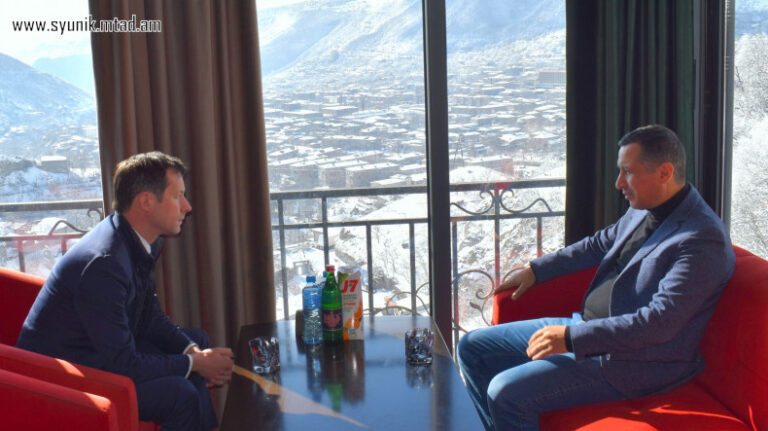 Разоблачение азербайджанской пропаганды: депутат Европарламента официально подтвердил факт закрытости Лачинского коридора